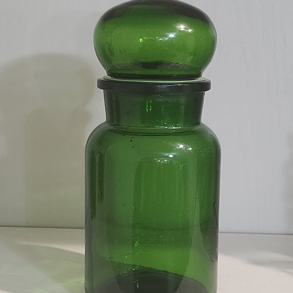 A Pothecary Jar Emerald Green Mid-Centry-Made in Belgium Bubble Top - Picture 7 of 8